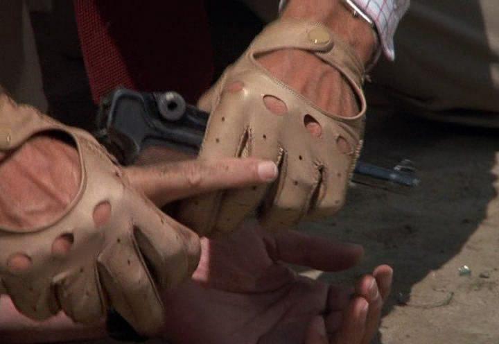 Кадр из фильма Коломбо: Смерть в объективе / Columbo: Negative Reaction (1974)