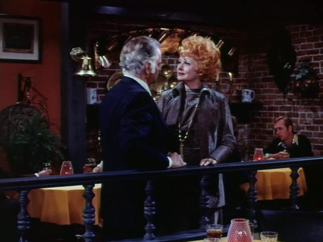 Кадр из фильма Счастливая годовщина и разлука / Happy Anniversary and Goodbye (1974)
