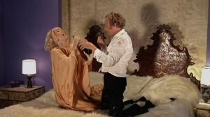 Кадры из фильма Возвращение высокого блондина / Le retour du grand blond (1974)