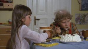 Кадры из фильма Карлсон, который живёт на крыше / Världens bästa Karlsson (1974)