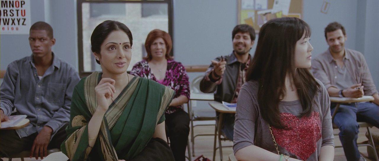 Кадр из фильма Инглиш-винглиш / English Vinglish (2012)