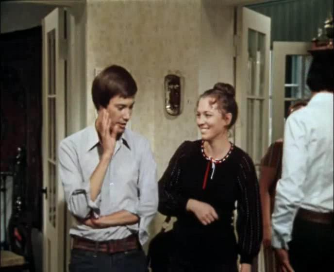 Кадр из фильма Переходим к любви (1975)