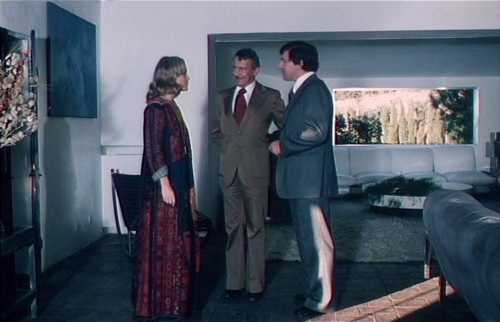 Кадр из фильма Невинные с грязными руками / Les Innocents aux mains sales (1975)