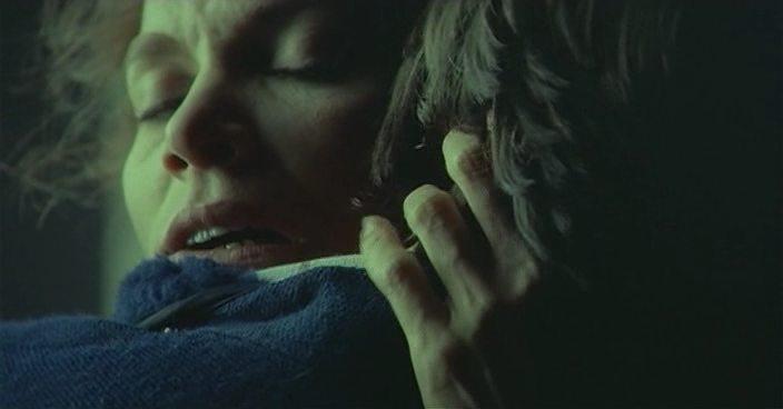 Кадр из фильма Отпечатки / Le orme (1975)