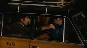 Кадры из фильма Гляди в оба / Gatti rossi in un labirinto di vetro (1975)