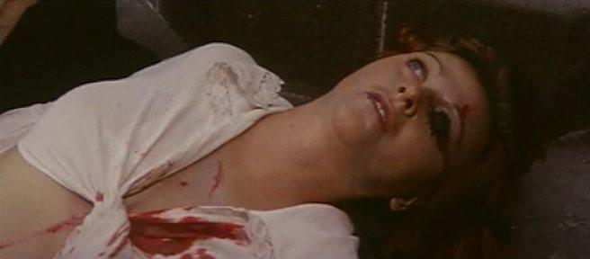 Кадр из фильма Гляди в оба / Gatti rossi in un labirinto di vetro (1975)
