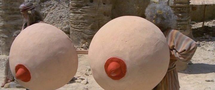 Кадр из фильма Мир Кандида / Mondo candido (1975)