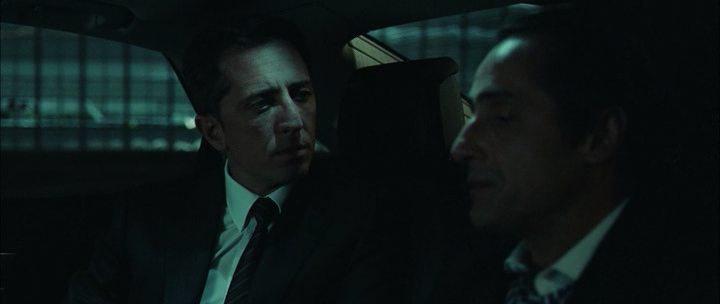 Кадр из фильма Капитал / Le capital (2012)
