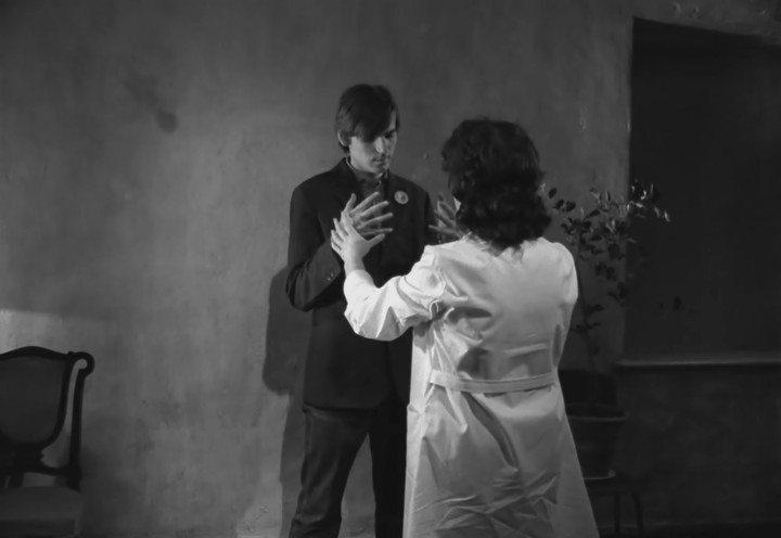 Кадр из фильма Зеркало (1975)