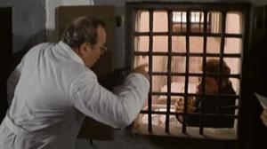 Кадры из фильма Фантоцци / Fantozzi (1975)