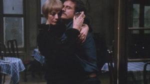 Кадры из фильма Мертвый сезон / Out of Season (1975)