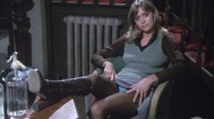 Кадры из фильма Мертвый сезон / Out of Season (1975)
