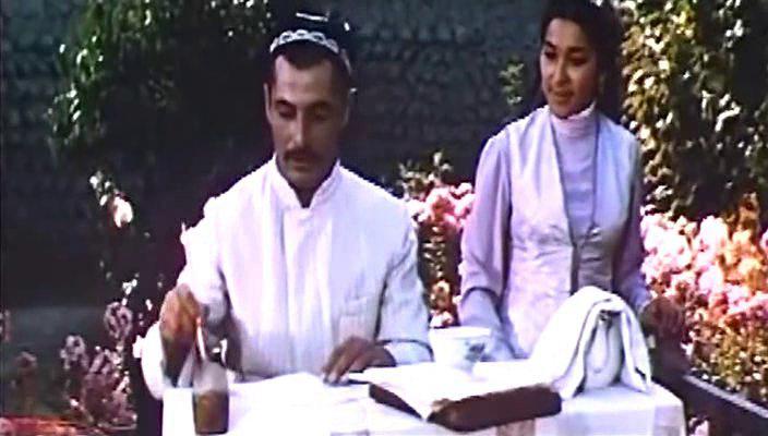 Кадр из фильма Побег из тьмы (1975)