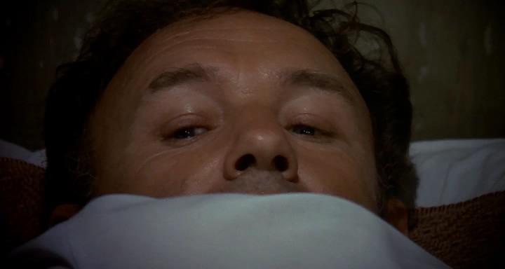 Кадр из фильма Французский связной 2 / French Connection II (1975)