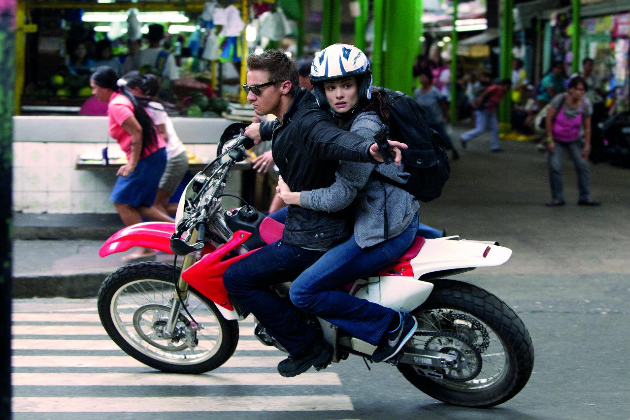 Кадр из фильма Эволюция Борна / The Bourne Legacy (2012)