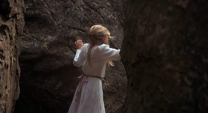 Кадр из фильма Пикник у Висячей скалы / Picnic at Hanging Rock (1975)