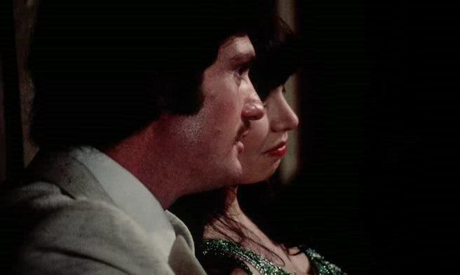 Кадр из фильма Потрошитель из Нотрдама / L'éventreur de Notre-Dame (1975)