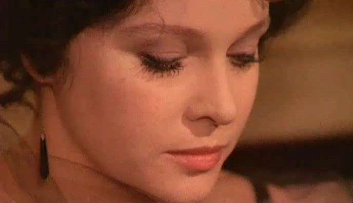 Кадр из фильма Божественное создание / Divina creatura (1975)