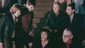 Кадры из фильма Семья Ивановых (1975)
