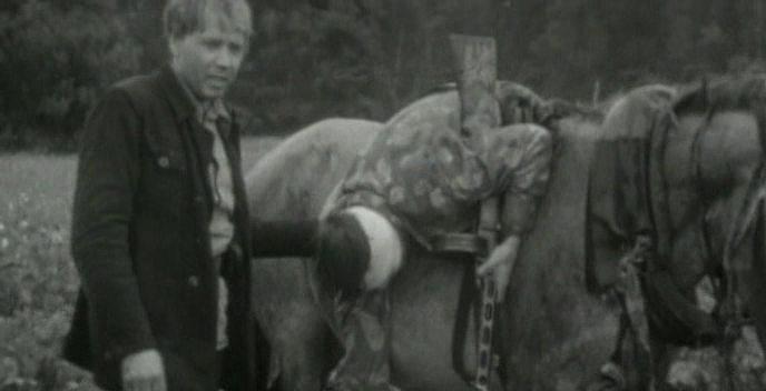 Кадр из фильма Волчья стая (1975)