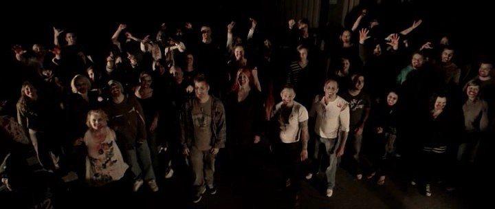 Кадр из фильма Братва, пушки и зомби / Gangsters, Guns & Zombies (2012)