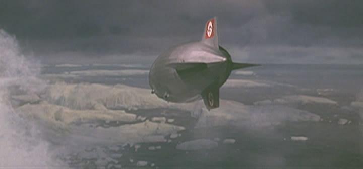 Кадр из фильма Гинденбург / The Hindenburg (1975)