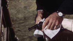 Кадры из фильма Грязное дело / Hustle (1975)