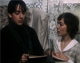 Кадр из фильма Сентиментальный роман (1976)
