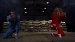 Кадры из фильма Невинный мирный житель / Innocent Bystanders (1972)