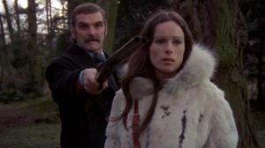 Кадры из фильма Невинный мирный житель / Innocent Bystanders (1972)