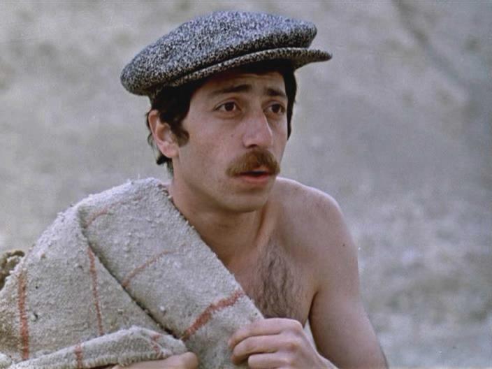 Кадр из фильма Ожерелье для моей любимой (1972)