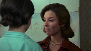 Кадры из фильма Выкорми ворона / Cría cuervos (1976)