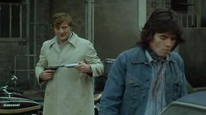 Кадры из фильма Частный детектив / L'alpagueur (1976)