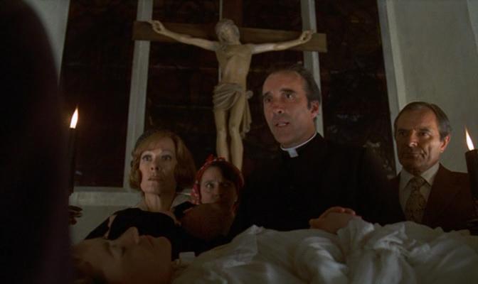 Кадр из фильма Дочь дьявола / To the Devil a Daughter (1976)
