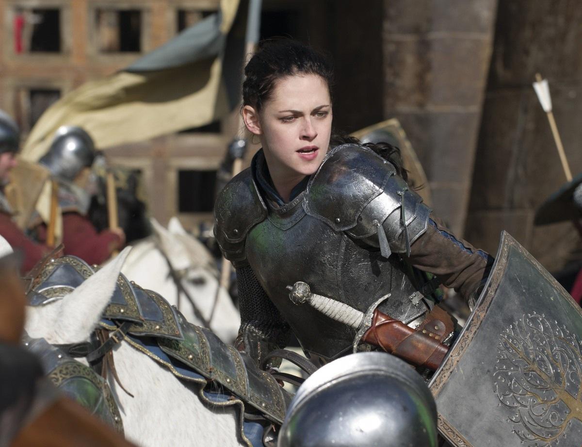 Кадр из фильма Белоснежка и охотник / Snow White and the Huntsman (2012)