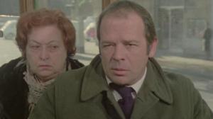 Кадры из фильма Живи как полицейский, умри как мужчина / Uomini si nasce poliziotti si muore (1976)