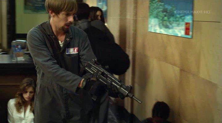 Кадр из фильма Кризисный момент / Crisis Point (2012)