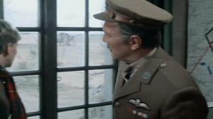 Кадры из фильма Асы в небе / Aces High (1976)