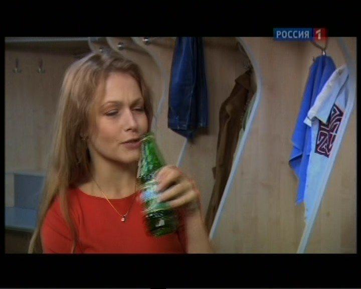 Кадр из фильма Красавица и Чудовище (2012)