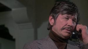 Кадры из фильма Сент Айвз / St. Ives (1976)