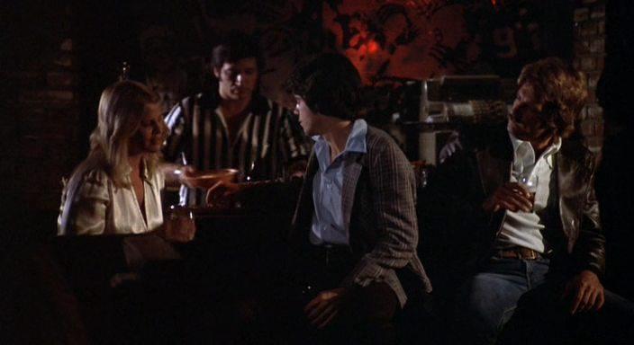 Кадр из фильма Спасатель / Lifeguard (1976)