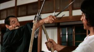 Кадры из фильма Новый кулак ярости / Xin jing wu men (1976)