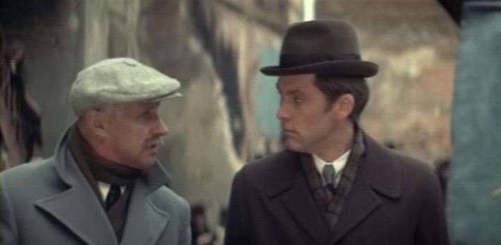 Кадр из фильма Бриллианты для диктатуры пролетариата (1976)