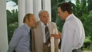 Кадры из фильма ... и другие официальные лица (1976)