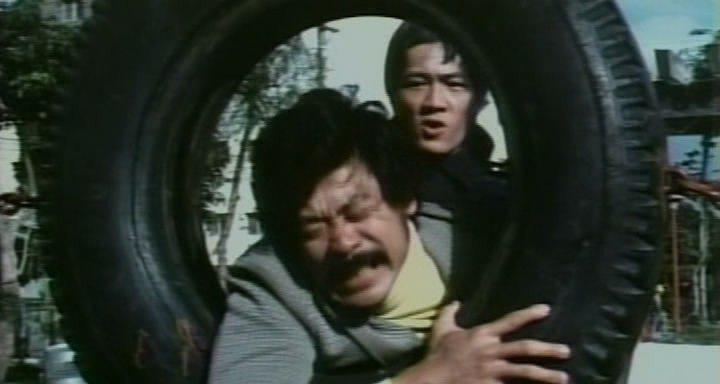 Кадр из фильма Уходит дракон, появляется тигр / Tian huang ju xing (1976)