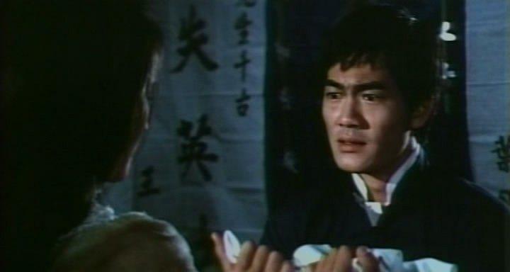 Кадр из фильма Уходит дракон, появляется тигр / Tian huang ju xing (1976)