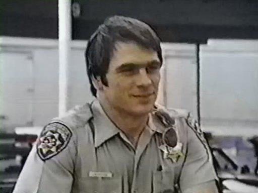Кадр из фильма Катастрофа на трассе номер 5 / Smash-Up on Interstate 5 (1976)