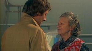 Кадры из фильма Между небом и землёй (1977)
