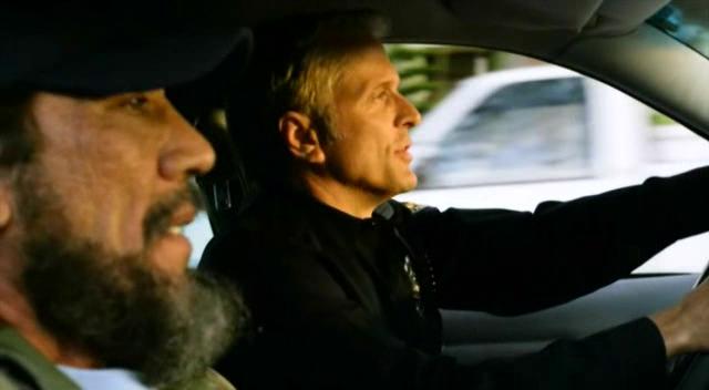 Кадр из фильма Крутой чувак / Bad Ass (2012)