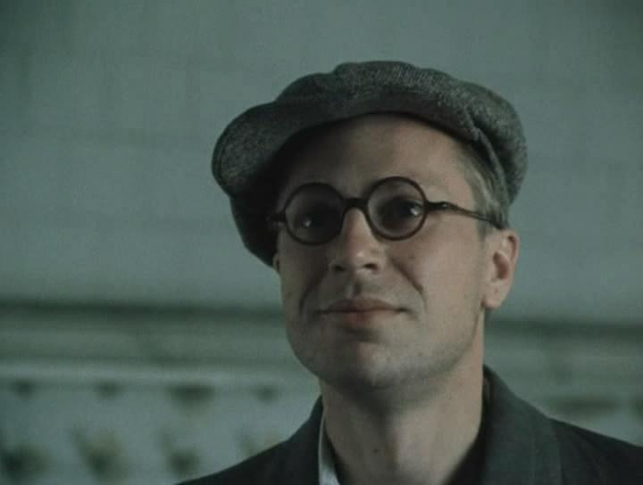Кадр из фильма Объяснение в любви (1977)